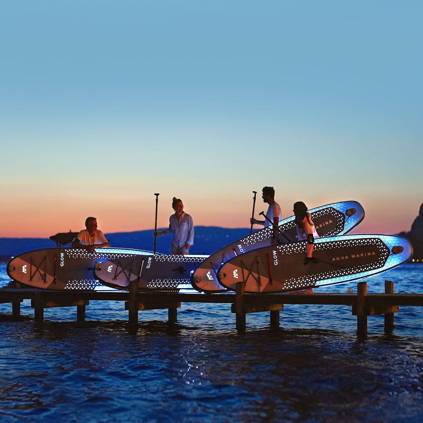 Aqua Marina - GLOW 10'4" iSUP polyvalent avec système d'éclairage ambiant