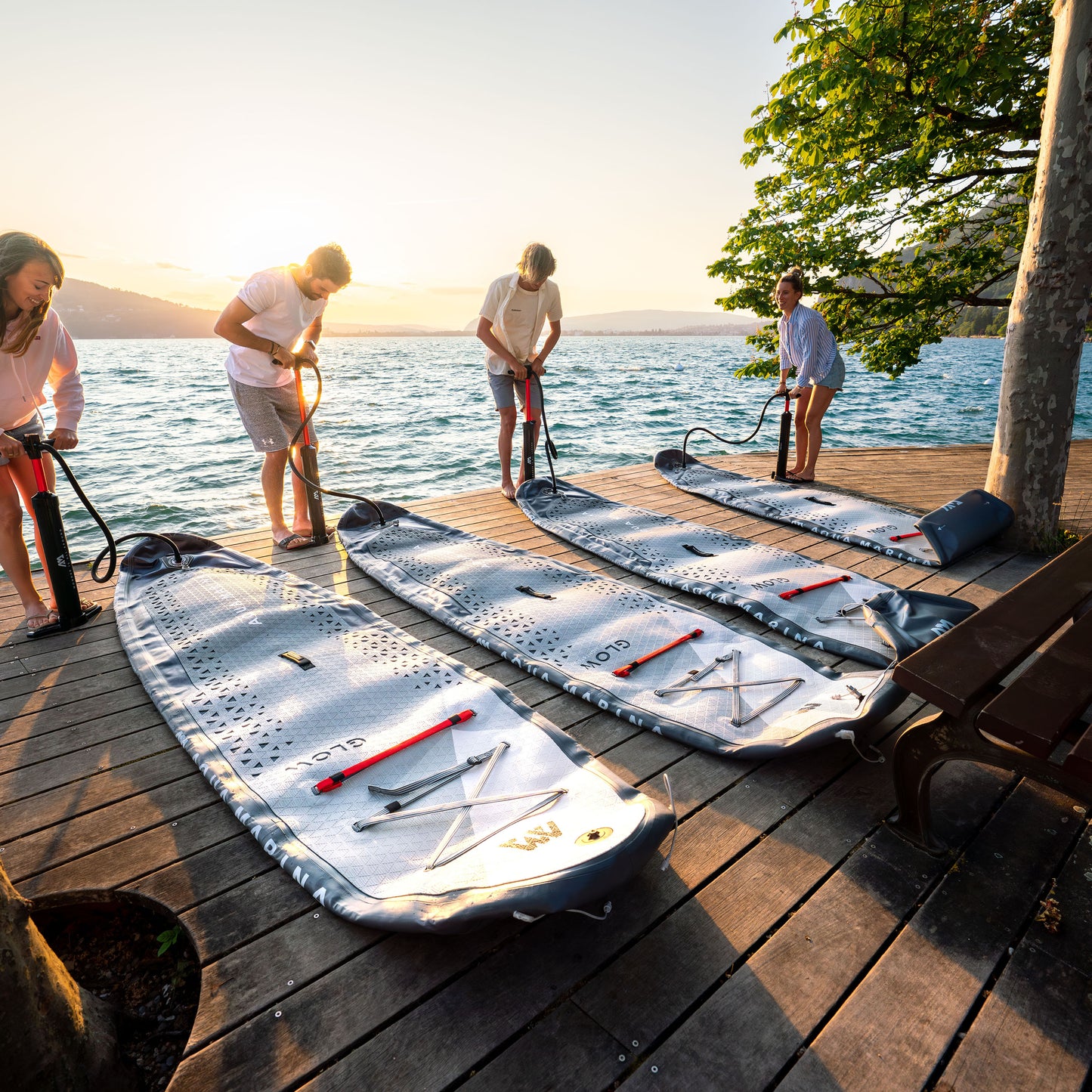 Aqua Marina - GLOW 10'4" iSUP polyvalent avec système d'éclairage ambiant