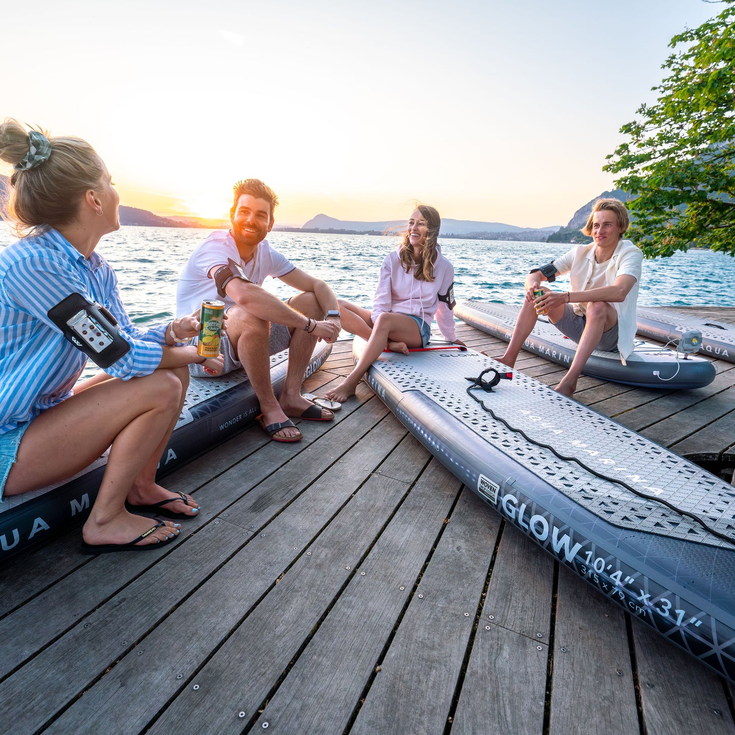 Aqua Marina - GLOW 10'4" iSUP polyvalent avec système d'éclairage ambiant