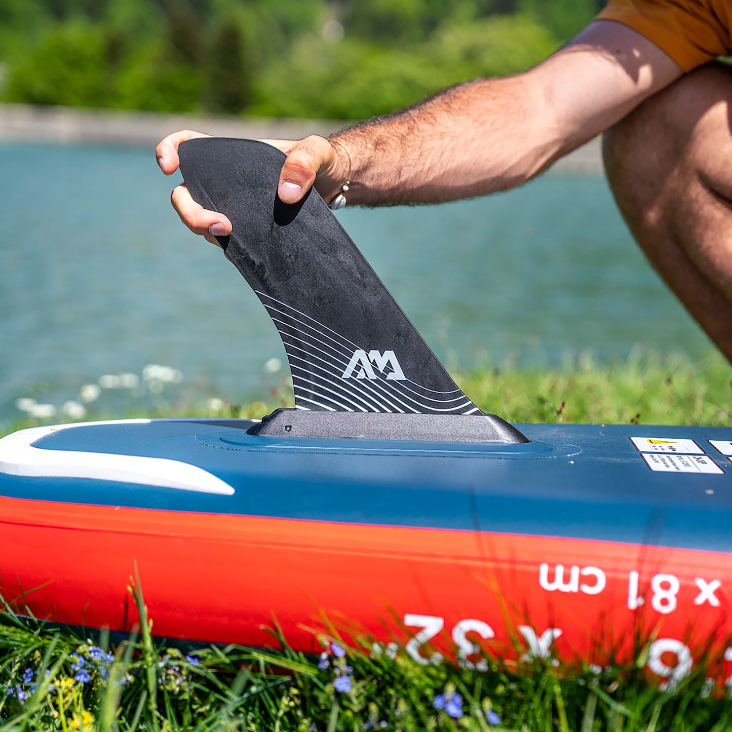 Aqua Marina - Planche de stand up paddle gonflable HYPER Touring 12' 6" (iSup)