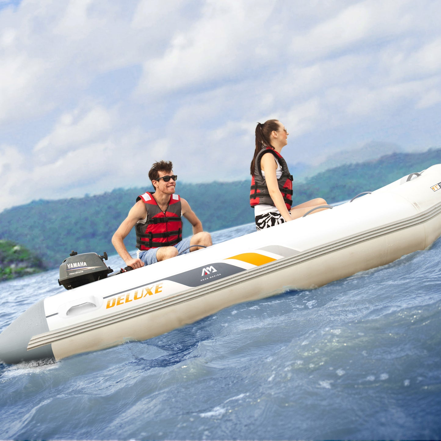 Aqua Marina - Bateau de sport de luxe avec pont en aluminium
